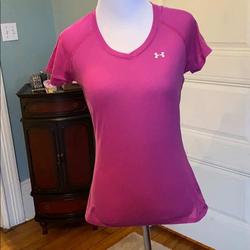Under armor pink top